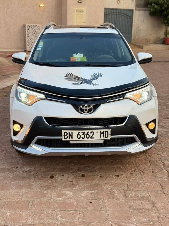 *RAV4 ANNÉE 2O13 MODIFIER 2016