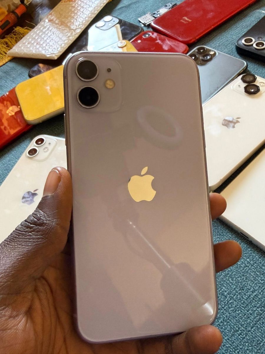 iPhone 11 simple 64 go