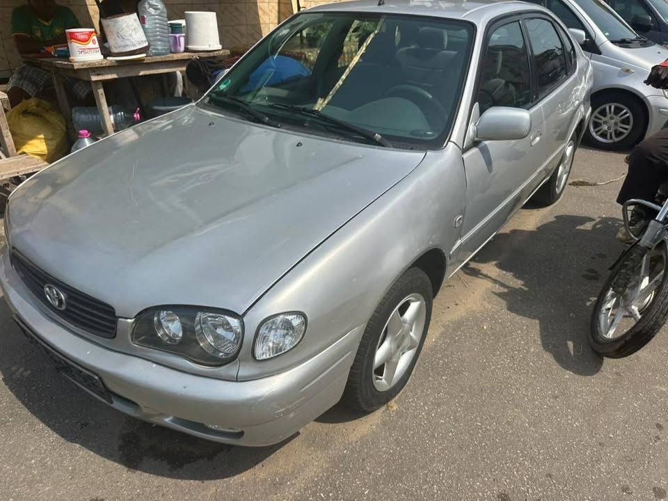 TOYOTA 111