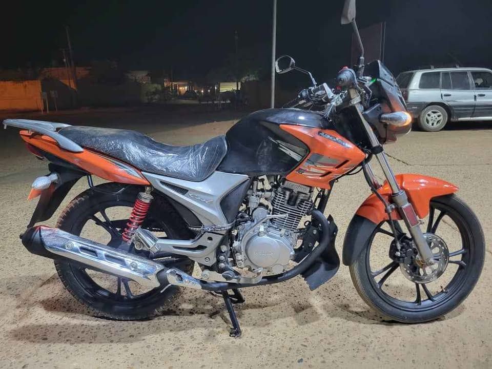 moto jakarta disponible