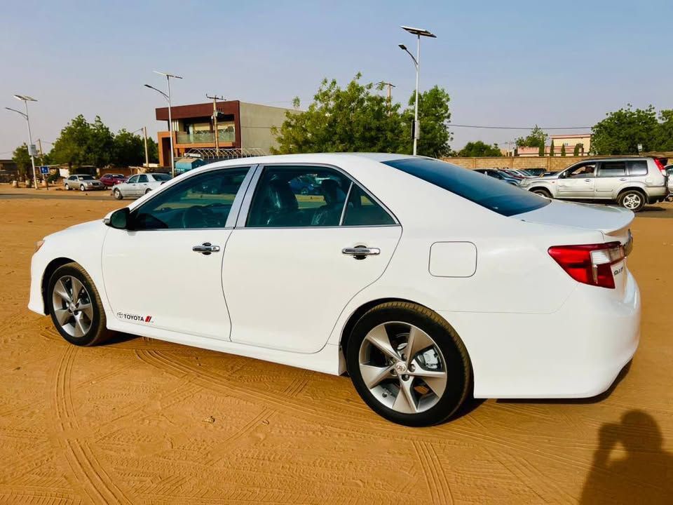 CAMRY ANNÉE 2013