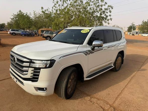 Land Cruiser V8 Twin Turbo GX.R 2023
