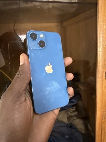 iPhone 13 mini