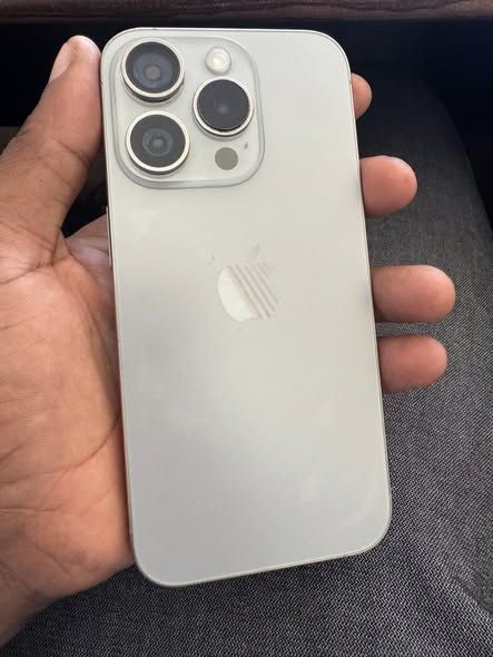 iPhone 15pro 128gb