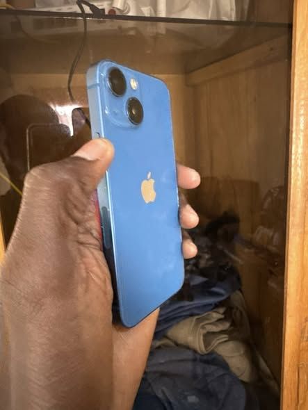 iPhone 13 mini