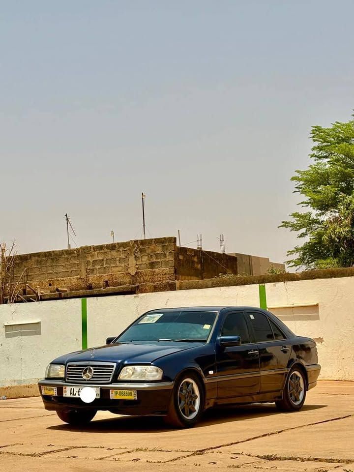 Mercedes C. 180 Élégance