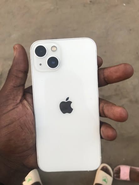 iPhone 13s