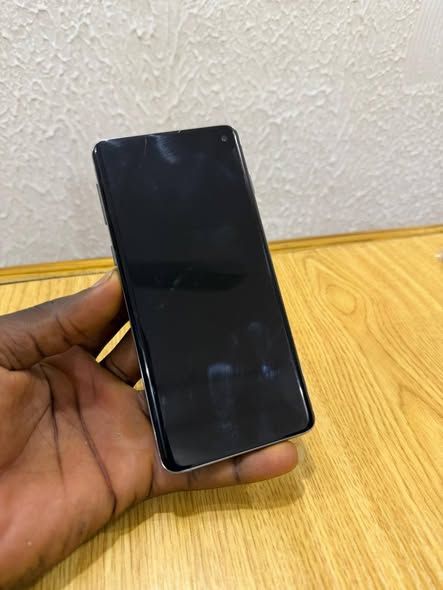 Samsung s10