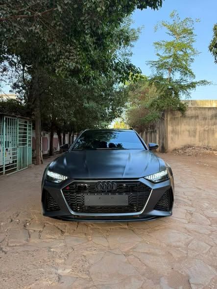 🚘AUDI RS6
