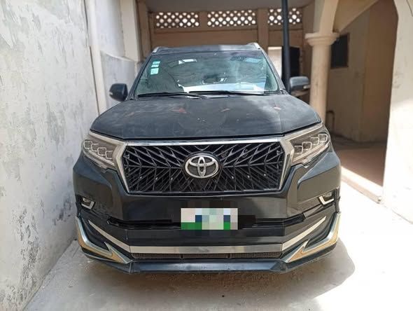 *TOYOTA LANDCRUISER PRADO 2008habillé en 2022*