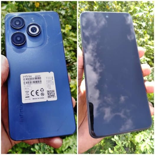 Infinix Smart 8 Nickel Ram  4 mémoire 64
