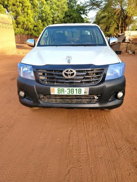 Toyota Hilux année 2012 boîte manuel
