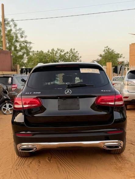 MERCEDES GLC 300 2017